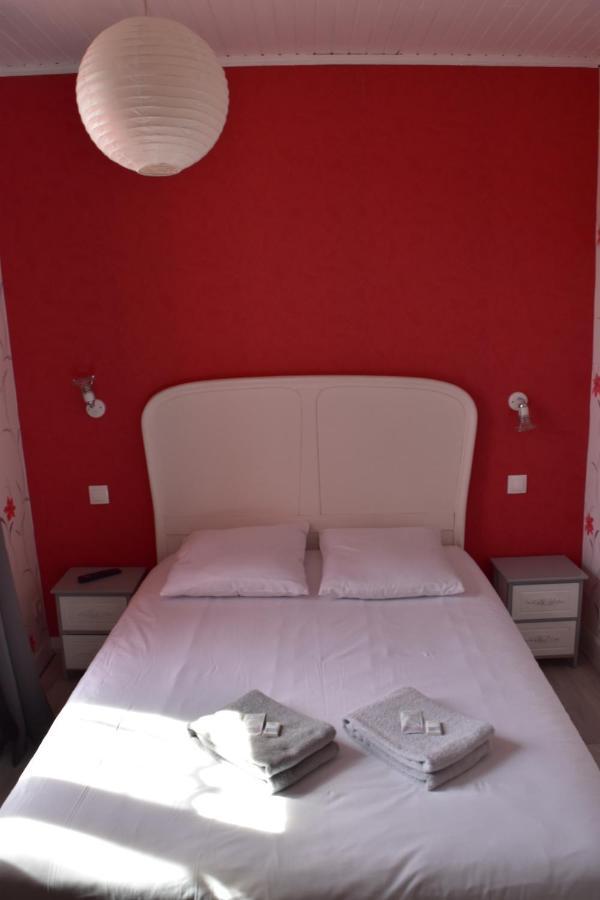 Hotel Restaurant Des Lacs Chaux-des-Crotenay Dış mekan fotoğraf